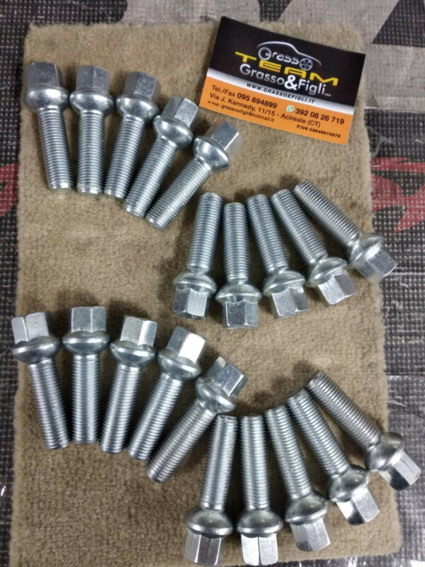 Bullone Ruota Sferico per Cerchi in Lega misura 14x1,50 Lunghezza 35 mm Chiave 17 Acciaio 10.9 ( testa bulloni lunghezza ) xb65