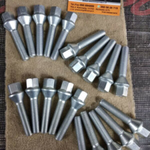 Bullone Ruota Conico per Cerchi in Lega misura 12x1,50 Lunghezza 50 mm Chiave 17 Acciaio 10.9 ( testa bulloni ) xb8