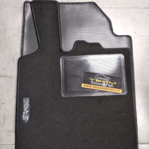 Set Tappeti Auto Smart mod 451 dal 2007 al 2014 -  Moquette Nero con Rinforzo Battitacco e Velcro di fissaggio ricamato