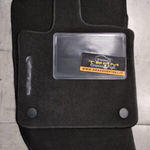 Set Tappeti Auto Renault Captur 2 dal 2019 >  -  Moquette Nero con Rinforzo Battitacco e Velcro di fissaggio ricamato