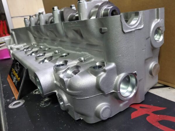 TESTATA COMPLETA MITSUBISHI PAJERO 2.8 TD TIPO MOTORE 4M40 92KW - immagine 4