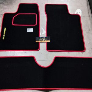Set Tappeti Auto Renault 19 16V -  Moquette Nero con Bordo Rosso e Rinforzo Battitacco e Velcro di fissaggio ricamato tappeto
